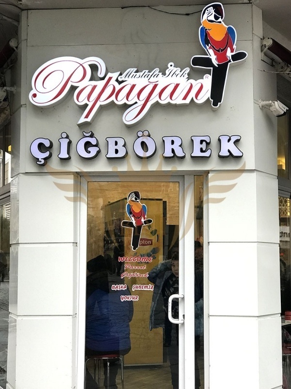 Papağan Çiğbörek – Eskişehir Çiğbörekci